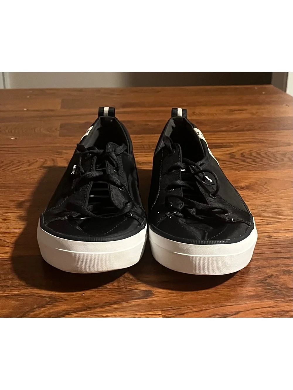 Sperry Women's crest vibe bionic Black Sneakers Size 10